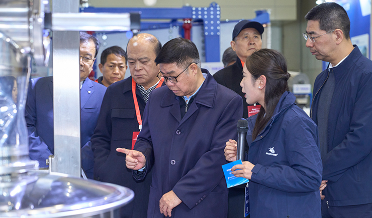 高服以“智能篩分系統(tǒng)+防爆解決方案”雙引擎驅動制造業(yè)升級，獲工信部領導現(xiàn)場點贊